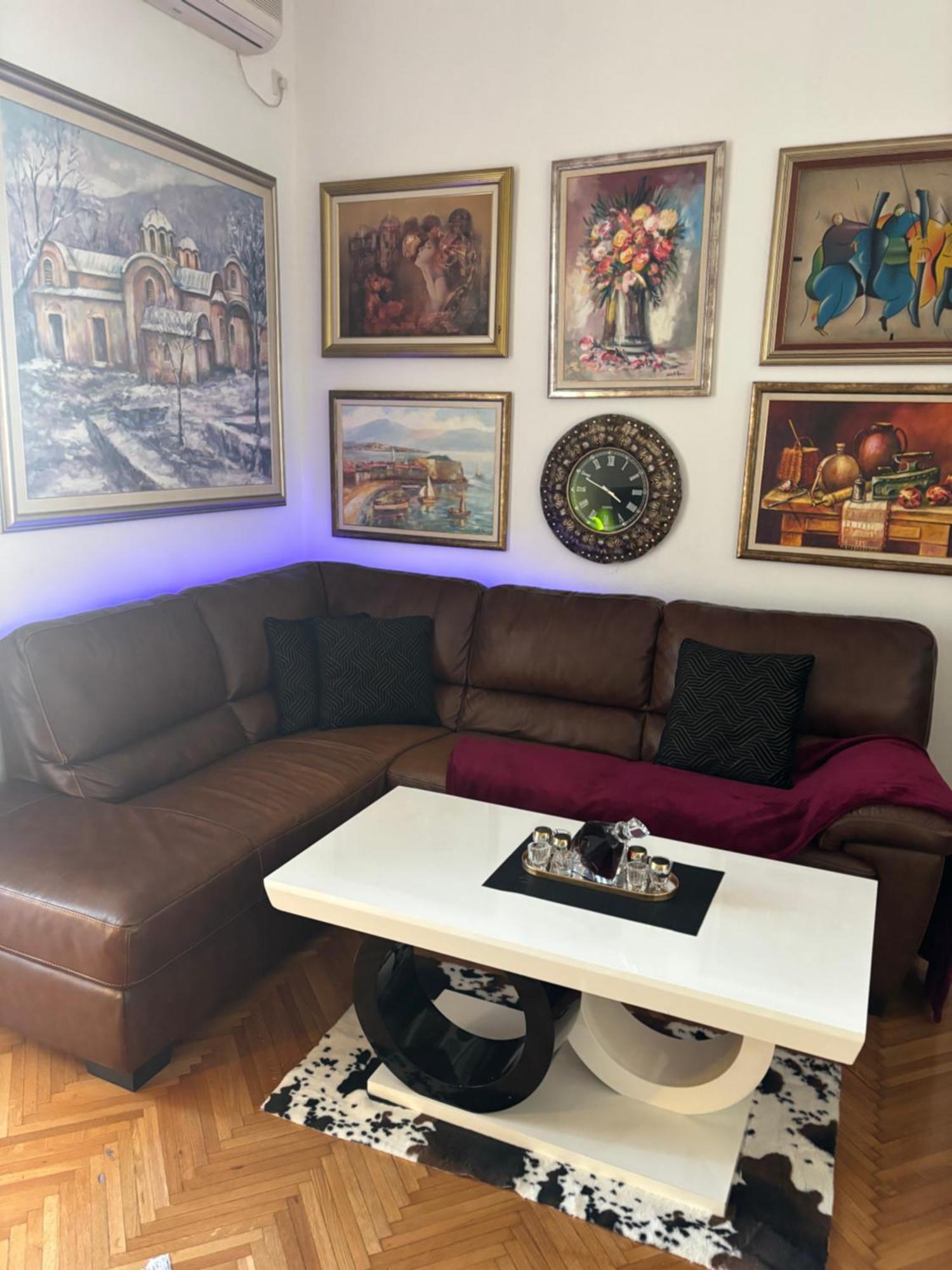 Stylish King Downtown Apartment Podgorica Ngoại thất bức ảnh